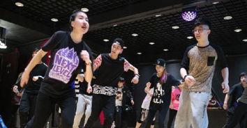 延安男生成人街舞视频播放,动感视频播放引关注